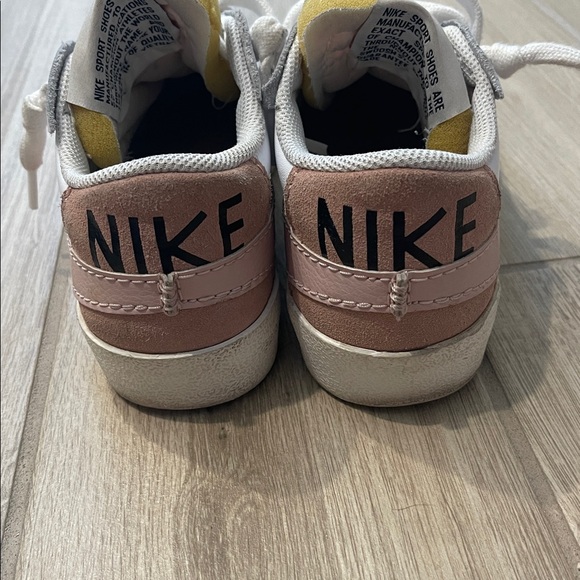 Nike Blazer Low ‘77 Jumbo Shoes White Pink Oxford Rose Whisper Sz 7.5 - Picture 6 of 12